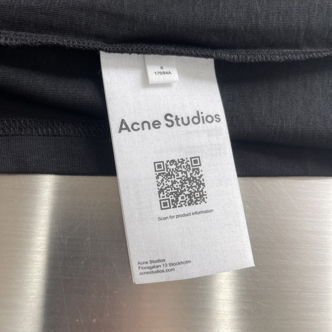 -Acne Studios 徽标口袋短袖定制云絮爽滑麻棉料 柔软细腻 舒适贴肤 用云絮白演绎高级白的克制