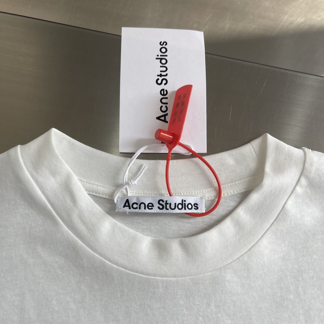 -Acne Studios 徽标口袋短袖定制云絮爽滑麻棉料 柔软细腻 舒适贴肤 用云絮白演绎高级白的克制