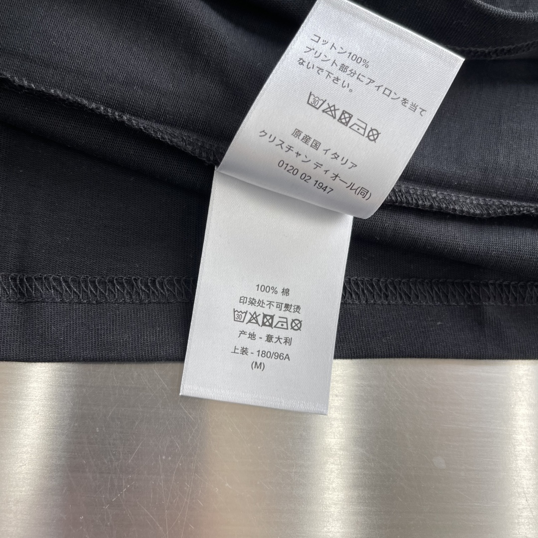 -Dio 新款棉质平纹针织面料 Dio Clo...T恤衫，此款乔纳森。安德森(Jonathan And