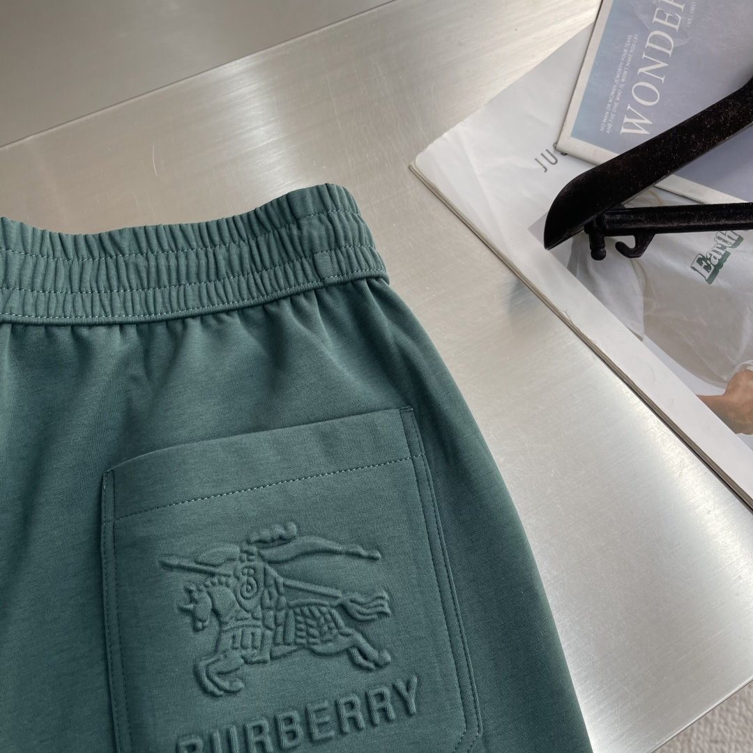 -BBR 2026春夏新款铜氨丝莫代尔休闲卫裤裤身上刺绣标志性品牌标识，客供定制品牌刻印五金配件，彰显品