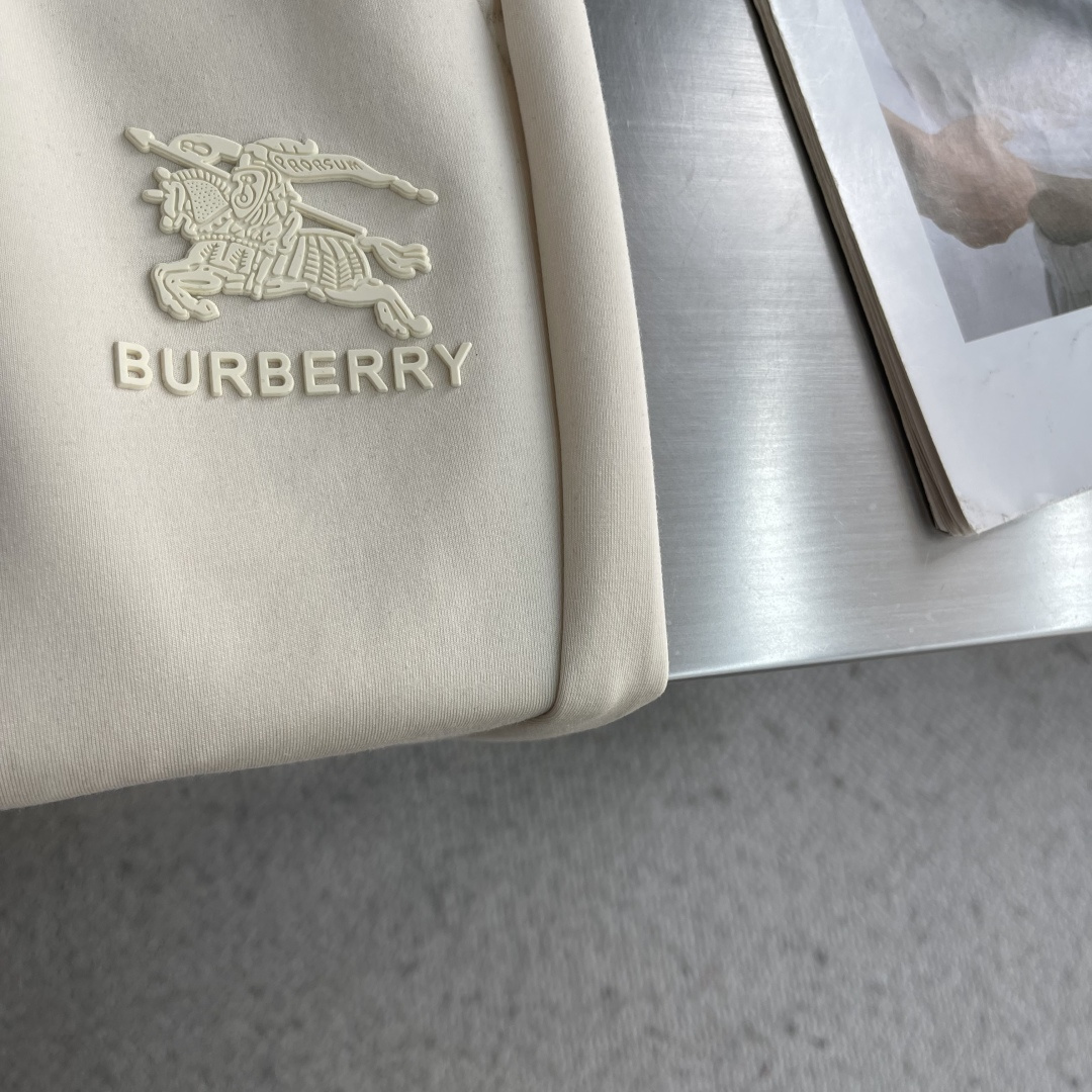 -BBR 2026春夏新款铜氨丝莫代尔休闲卫裤裤身上刺绣标志性品牌标识，客供定制品牌刻印五金配件，彰显品