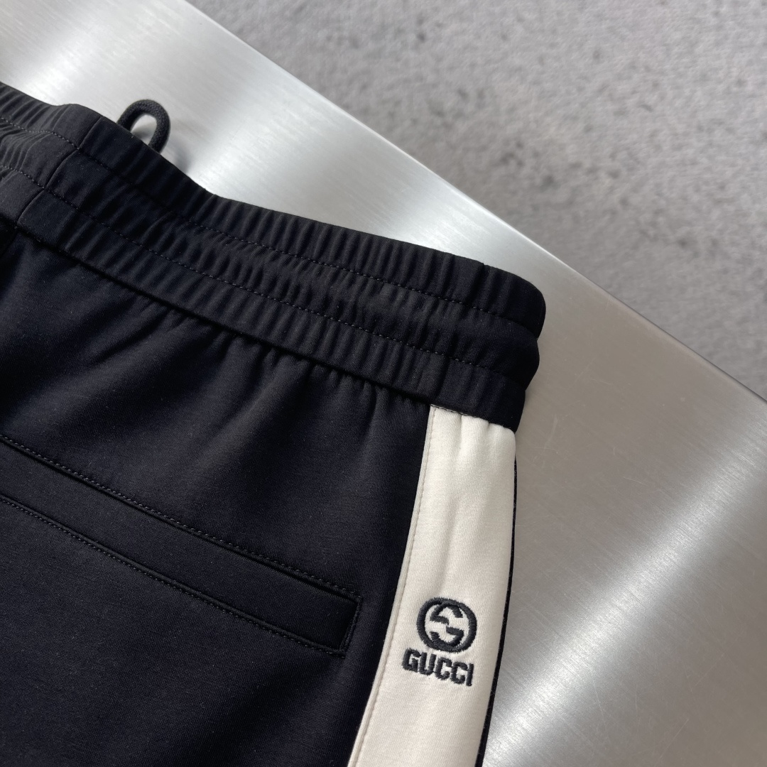 -早春款 GUCC 2026春夏新款铜氨丝莫代尔休闲卫裤，裤身上刺绣标志性品牌标识，客供定制品牌刻印五金