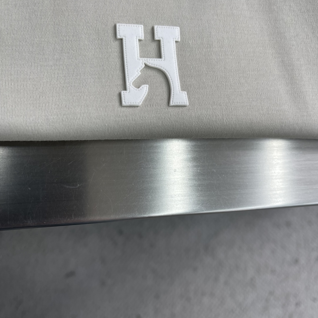 -Herme* 2026春夏系列短袖T恤码数：M-5XL 常规版型兰精莫代尔面料，225克重面料表面纹理