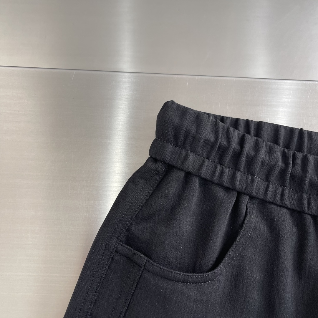 -Balenciag 2026SS早春新款直筒阔腿休闲卫裤，简约时尚新款定制面料，身穿手感舒适 低调不失