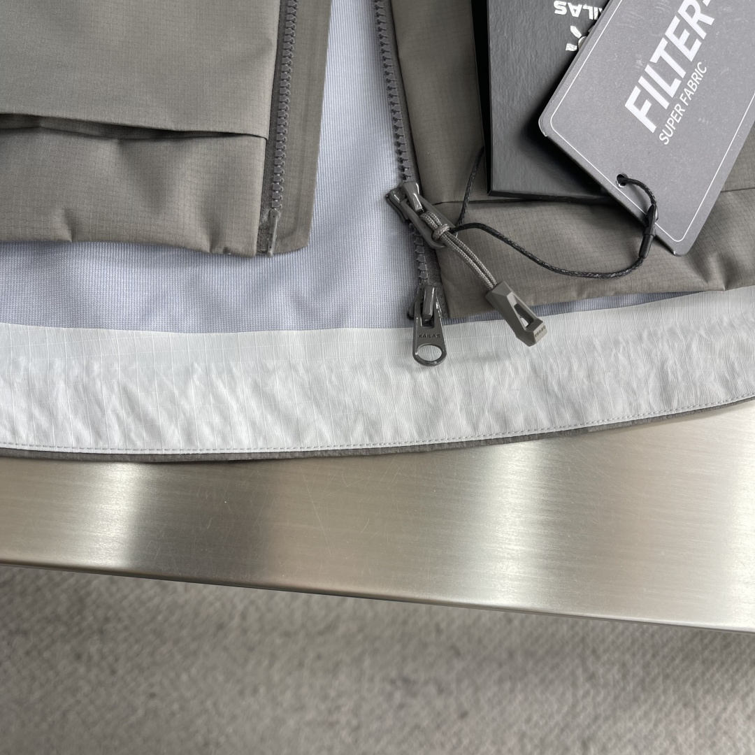 -KAILAS凯乐石 索松双开拉链轻薄冲锋衣谁说户外装备只能