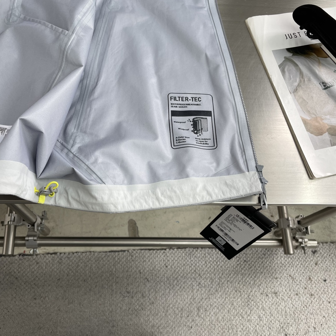 -KAILAS凯乐石 索松双开拉链轻薄冲锋衣谁说户外装备只能