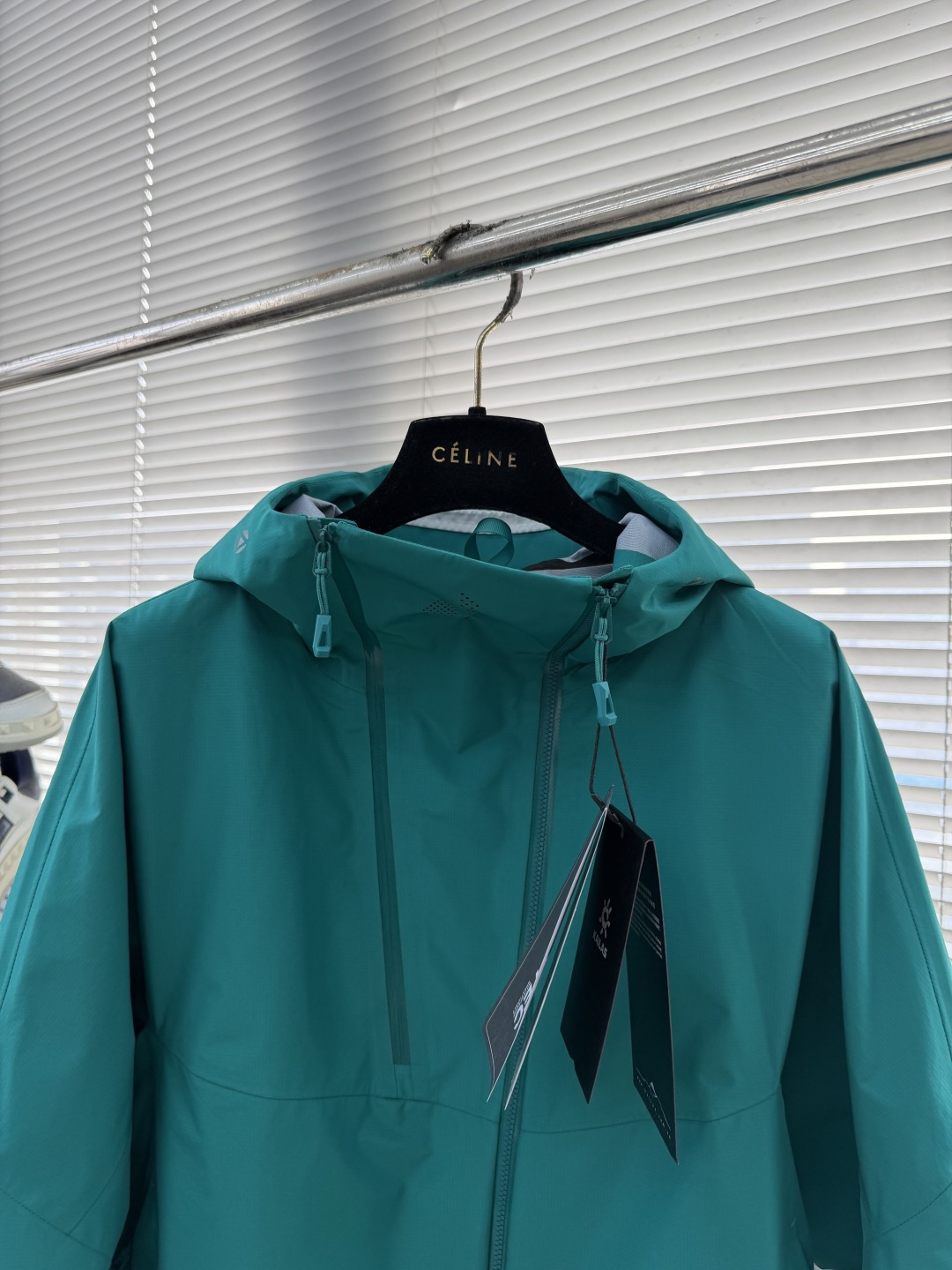 -KAILAS凯乐石 索松双开拉链轻薄冲锋衣谁说户外装备只能