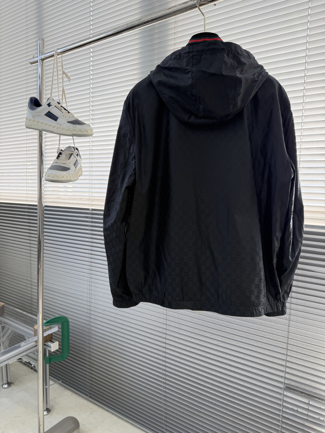 -GUCC 满印连帽夹克拉链开合设计，暗纹满印设计，两侧钮扣插兜口袋，松紧袖口及下摆！码数：48-56（