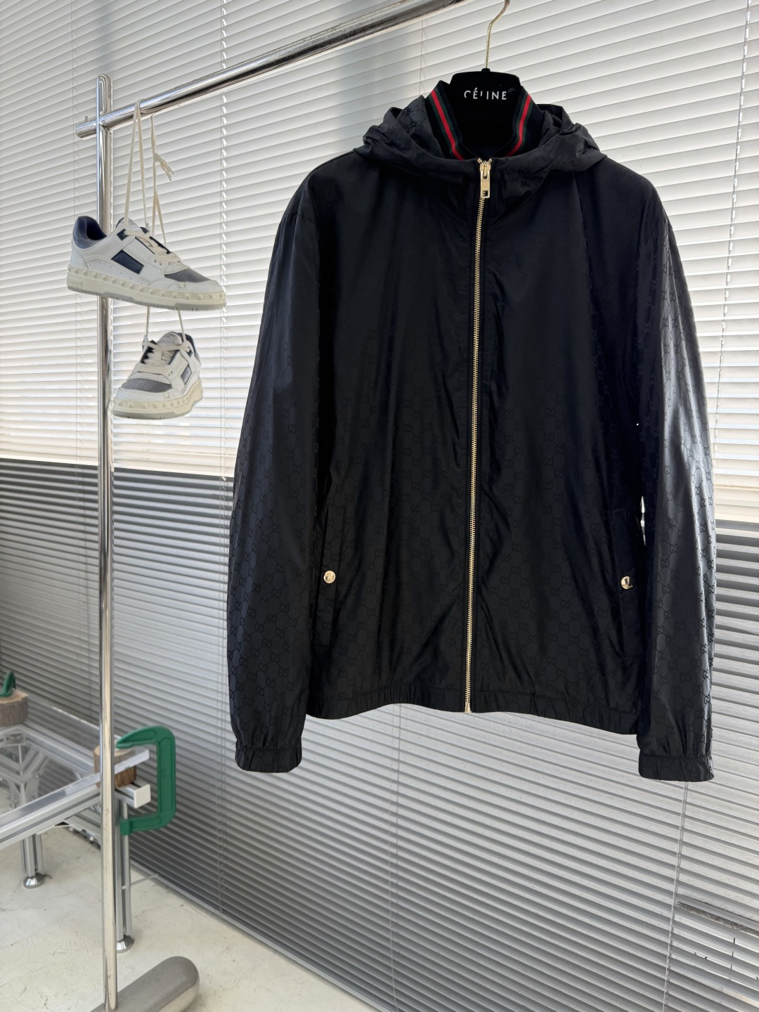 -GUCC 满印连帽夹克拉链开合设计，暗纹满印设计，两侧钮扣插兜口袋，松紧袖口及下摆！码数：48-56（