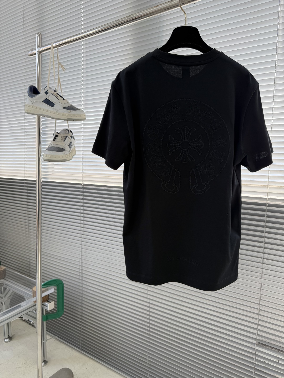 -CH 克罗心 26春夏爆款短袖这款短袖面料采用新疆长绒棉,纤维长度和强度远超普通棉,面料抗起球、抗拉伸