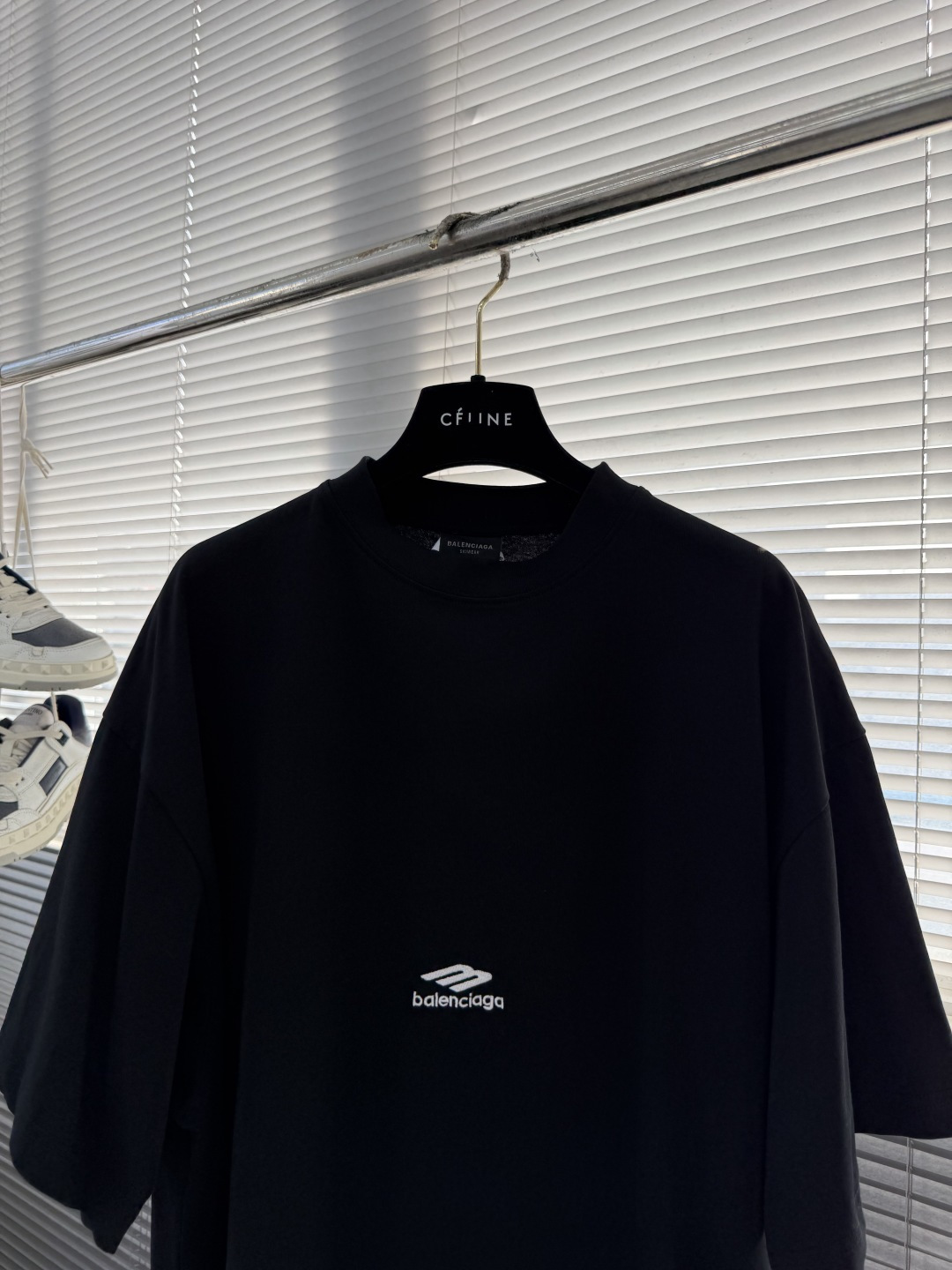 -BALENCIAG 26SS圆领套头字母刺绣廓形短袖T恤210克40支巴黎棉双纱面料280克1*1拉架