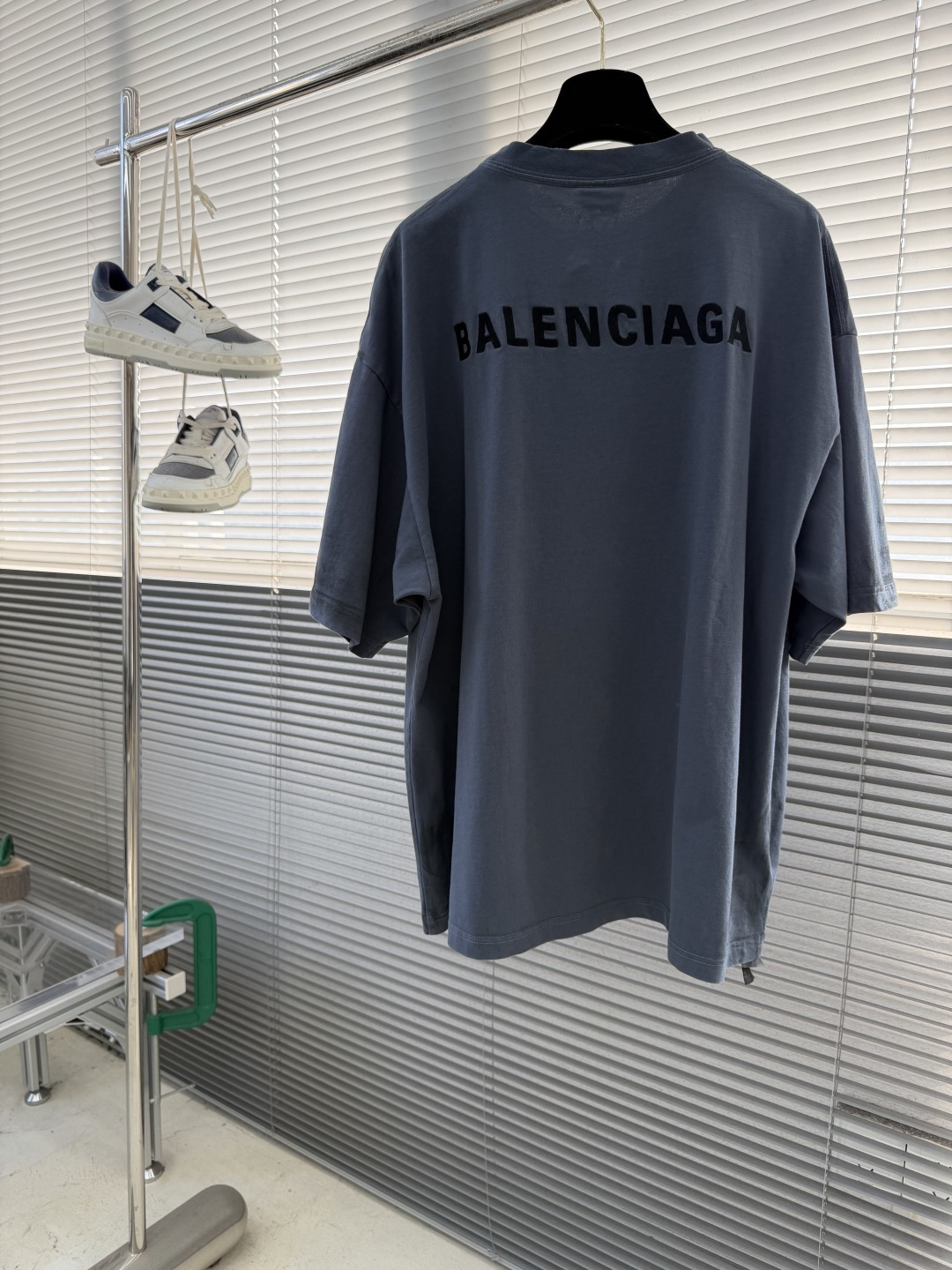-BALENCIAG 26SS图绘褪色效果圆领刺绣短袖T恤32支巴黎棉双纱100%棉280克1*1拉架罗
