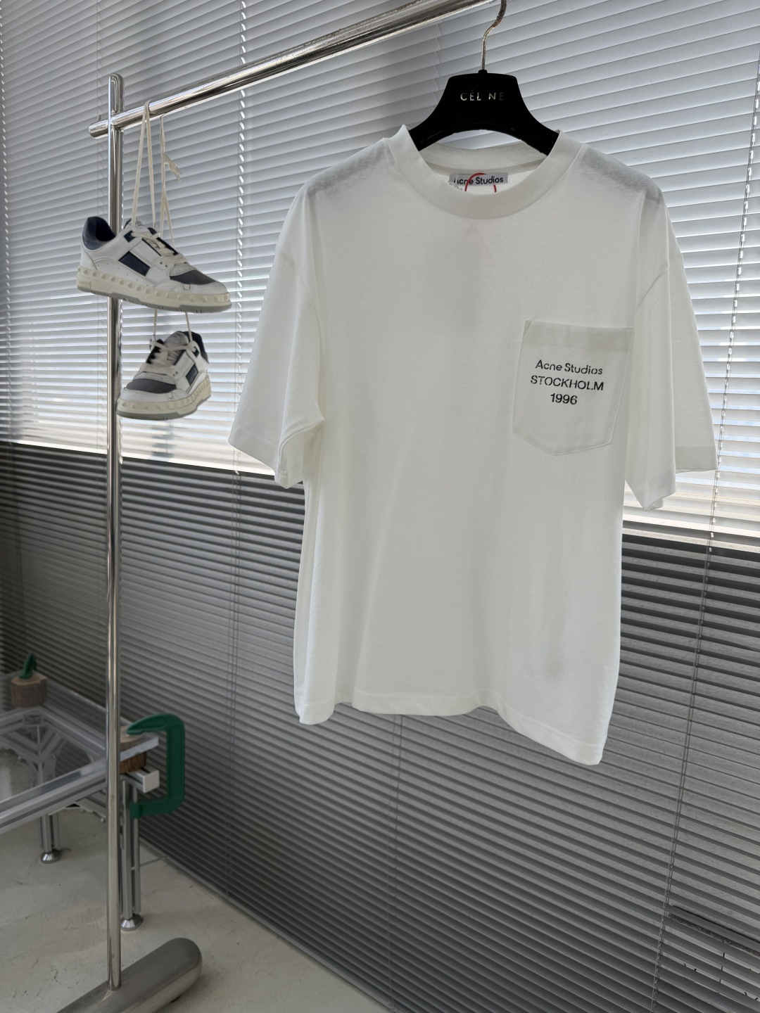 -Acne Studios 徽标口袋短袖定制云絮爽滑麻棉料 柔软细腻 舒适贴肤 用云絮白演绎高级白的克制