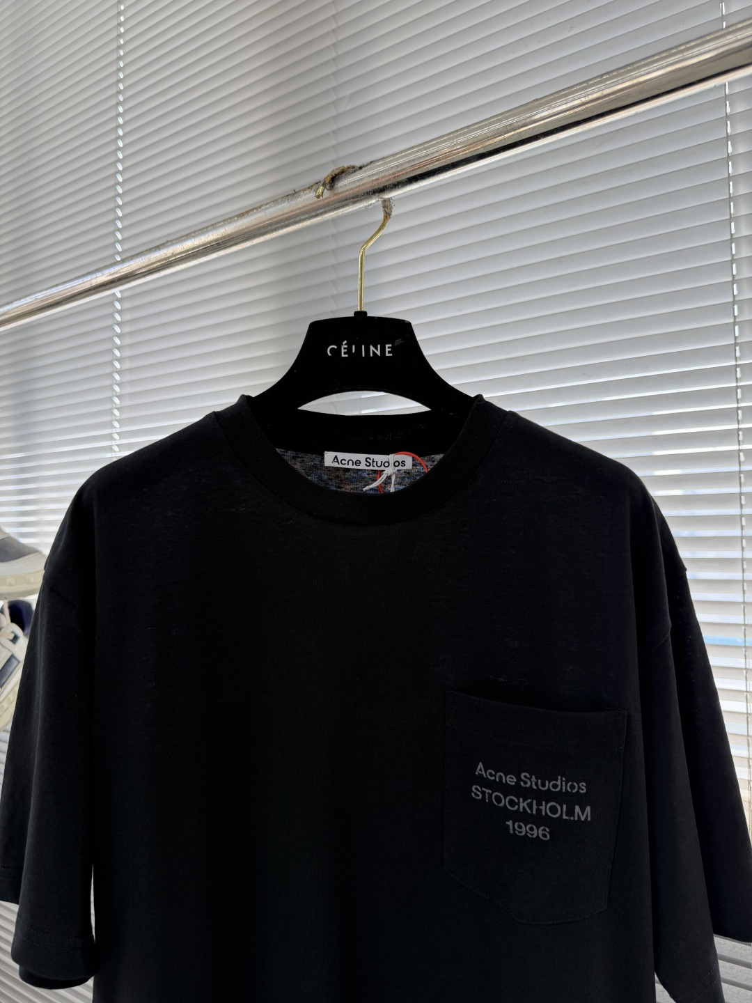 -Acne Studios 徽标口袋短袖定制云絮爽滑麻棉料 柔软细腻 舒适贴肤 用云絮白演绎高级白的克制