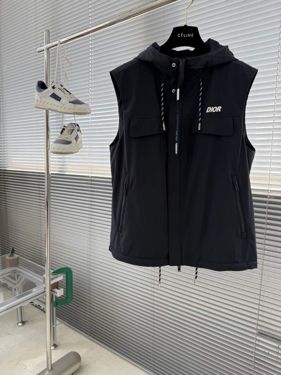 -Dio 26年春季新款马甲定制防水复合面料，手感柔韧细腻，防风防水透气性能强，定制辅料五金标配！码数：