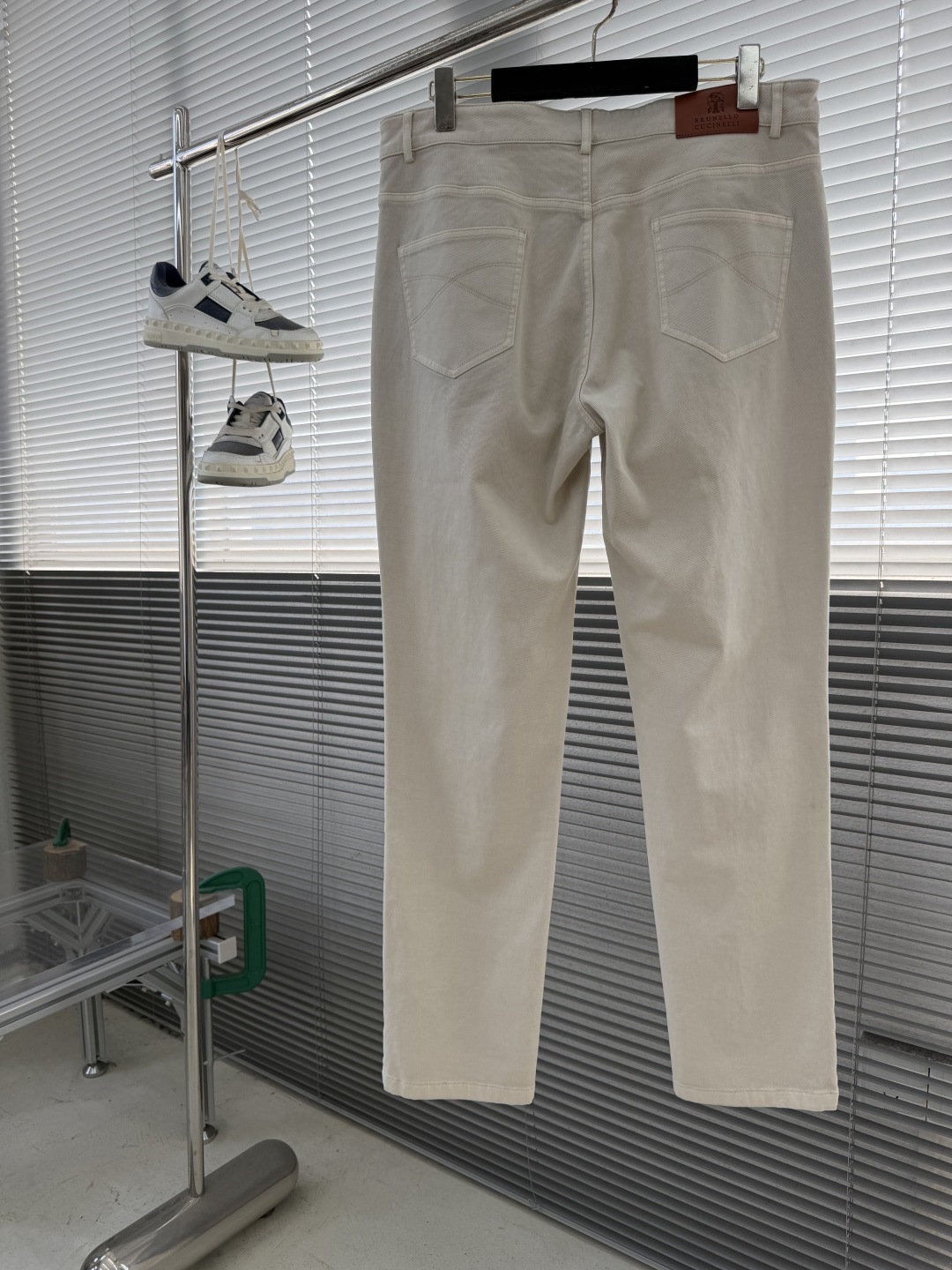 -BC 棉氨混纺修身五口袋牛仔裤意式剪裁与弹性舒适的现代绅士法则」品牌将意大利文艺复兴时期的匠人精神注入