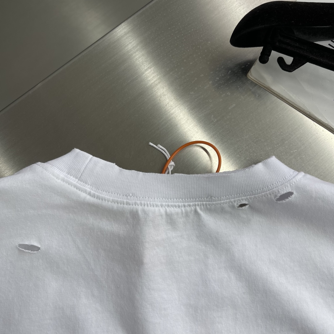 -Acne Studios 做旧印花短袖定制绘梦双股棉质平纹布艺 质感卓越 舒适贴肤 以深邃黛黑为主色调
