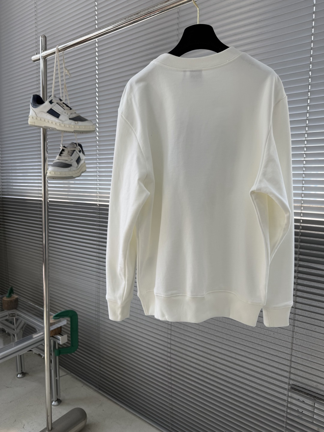 -Dio 新款🍀卫衣，这款卫衣是乔纳森。安德森(Jonathan Anderson)通过Dio* Clo