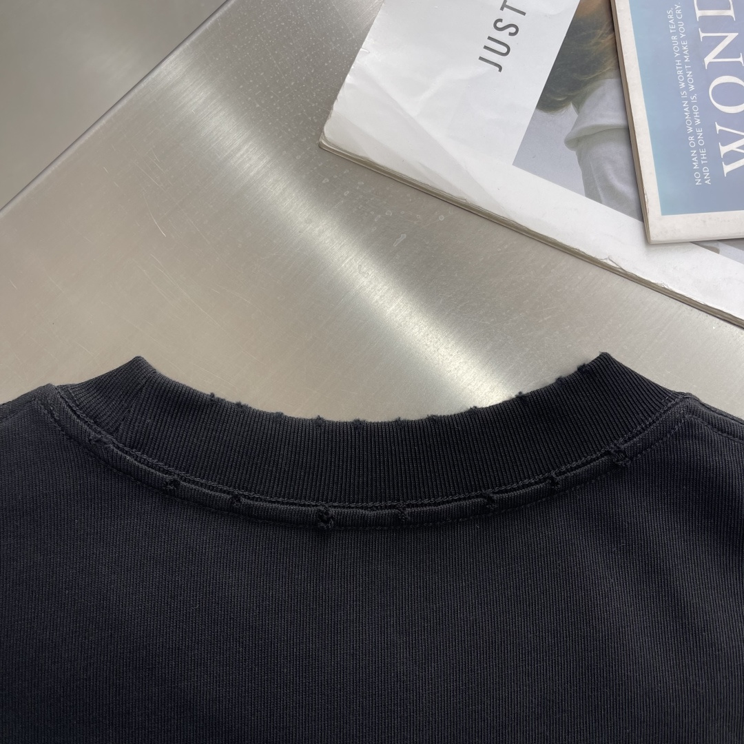 -Balenciag 2026新款原单男士休闲打底短袖T恤！时尚百搭爆款⚠️宽松版型⚠️进口双股纯棉面料
