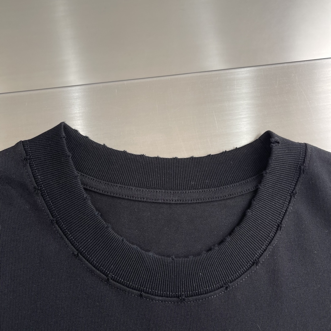 -Balenciag 2026新款原单男士休闲打底短袖T恤！时尚百搭爆款⚠️宽松版型⚠️进口双股纯棉面料