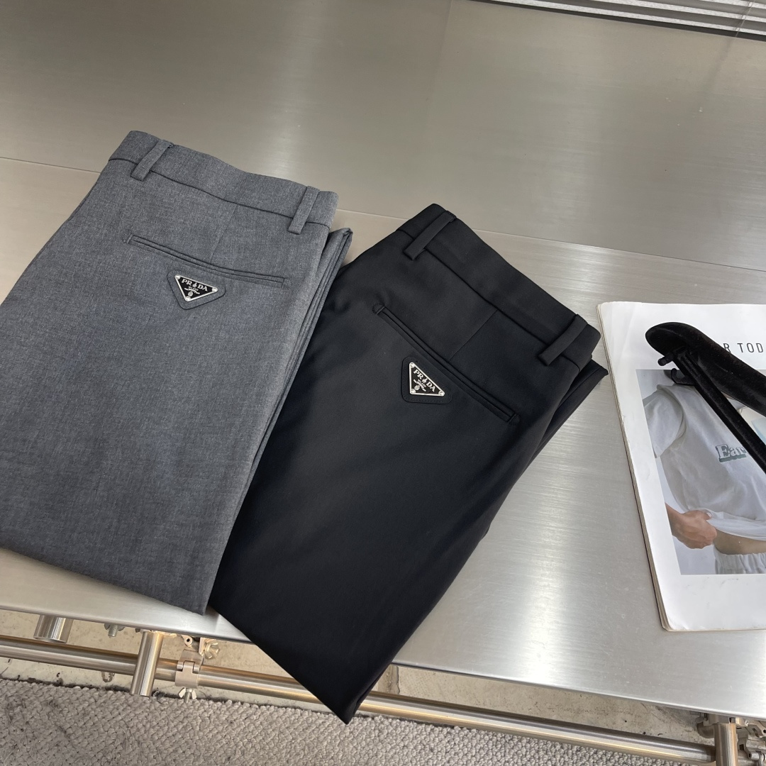 -顶级爆款 PRAD 西裤 26ss春夏新款 专柜同步 直筒版型 定制专柜同步面料 做旧古银色五金高级 