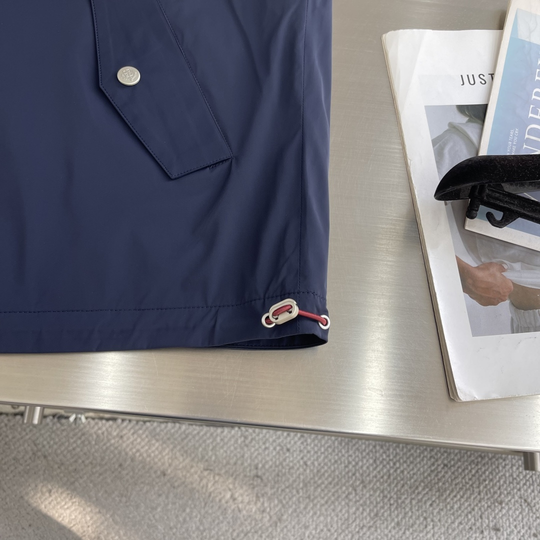 -Loro Piana 2026早春新款立领夹克外套，众多明星都爱穿的时尚百搭单品！喜欢经典简约的朋友,