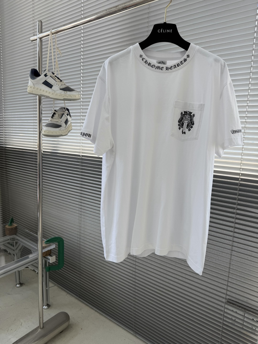-CH 克罗心 Vintage藤蔓宝剑短袖面料采用26织220克全棉材质 磨毛处理 上身亲肤印花采用高温