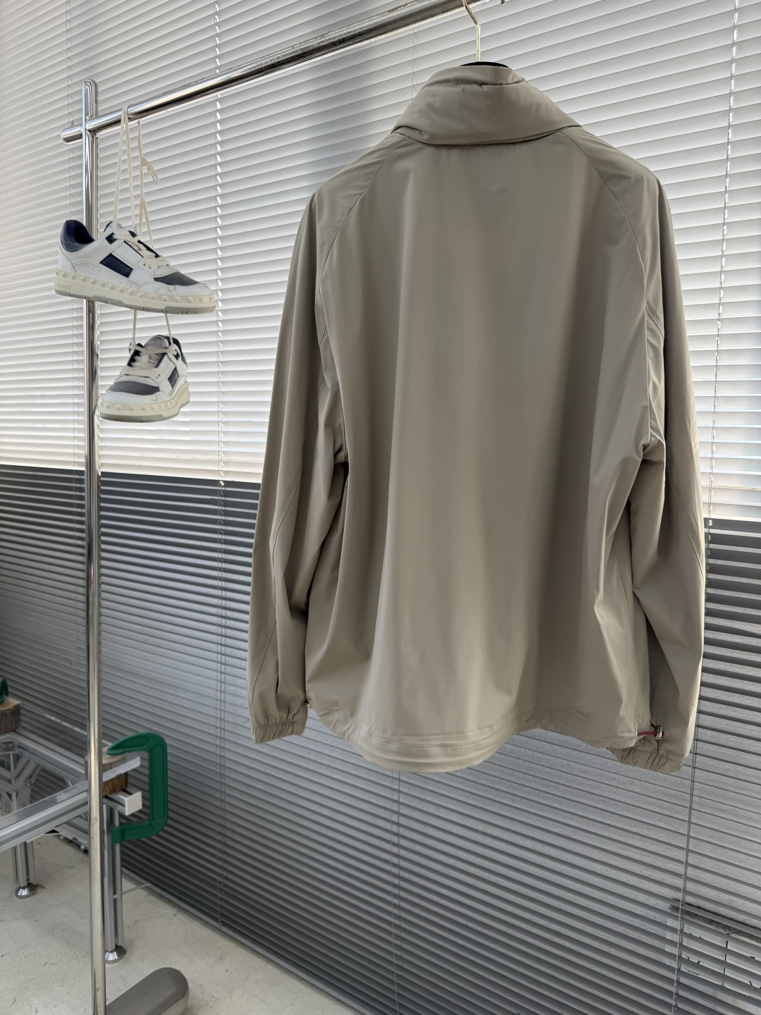 -Loro Piana 2026早春新款立领夹克外套，众多明星都爱穿的时尚百搭单品！喜欢经典简约的朋友,