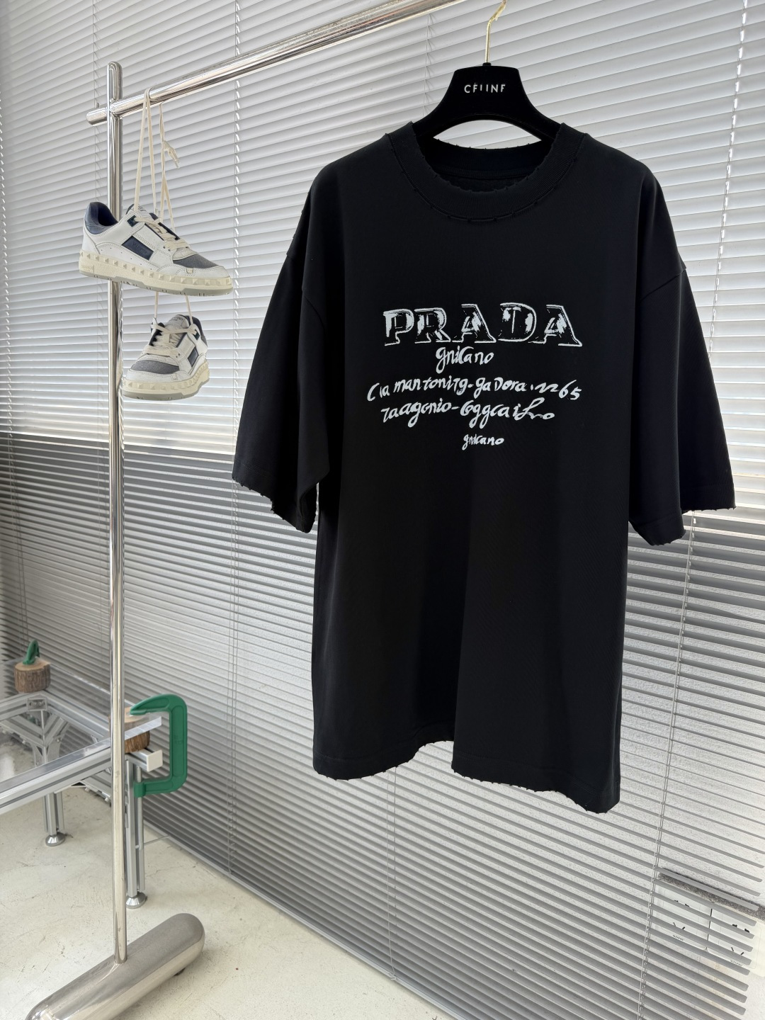 -PRAD 胸前印花质宽松 t 恤衫 不需要所谓烂大街的华丽文案 主打品质- 面料经过2次高温缩水固色 
