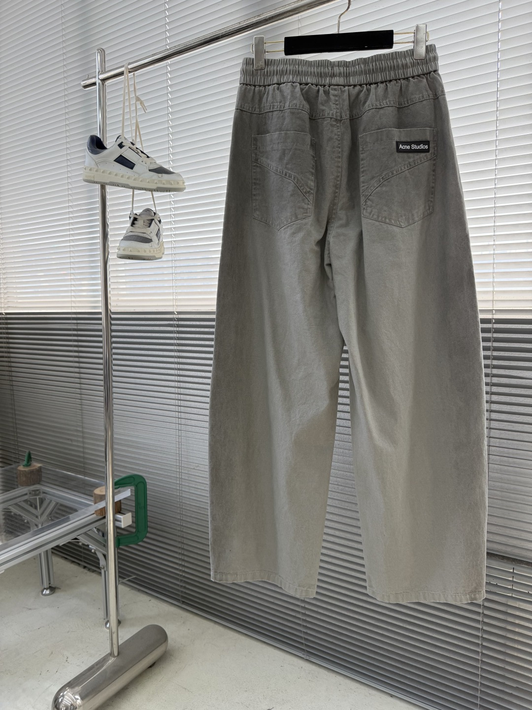 -Acne Studio 26年新款春秋休闲裤裤，采用优质高定面料，纯棉洗水珠帆布 洗水处理后既保持了珠