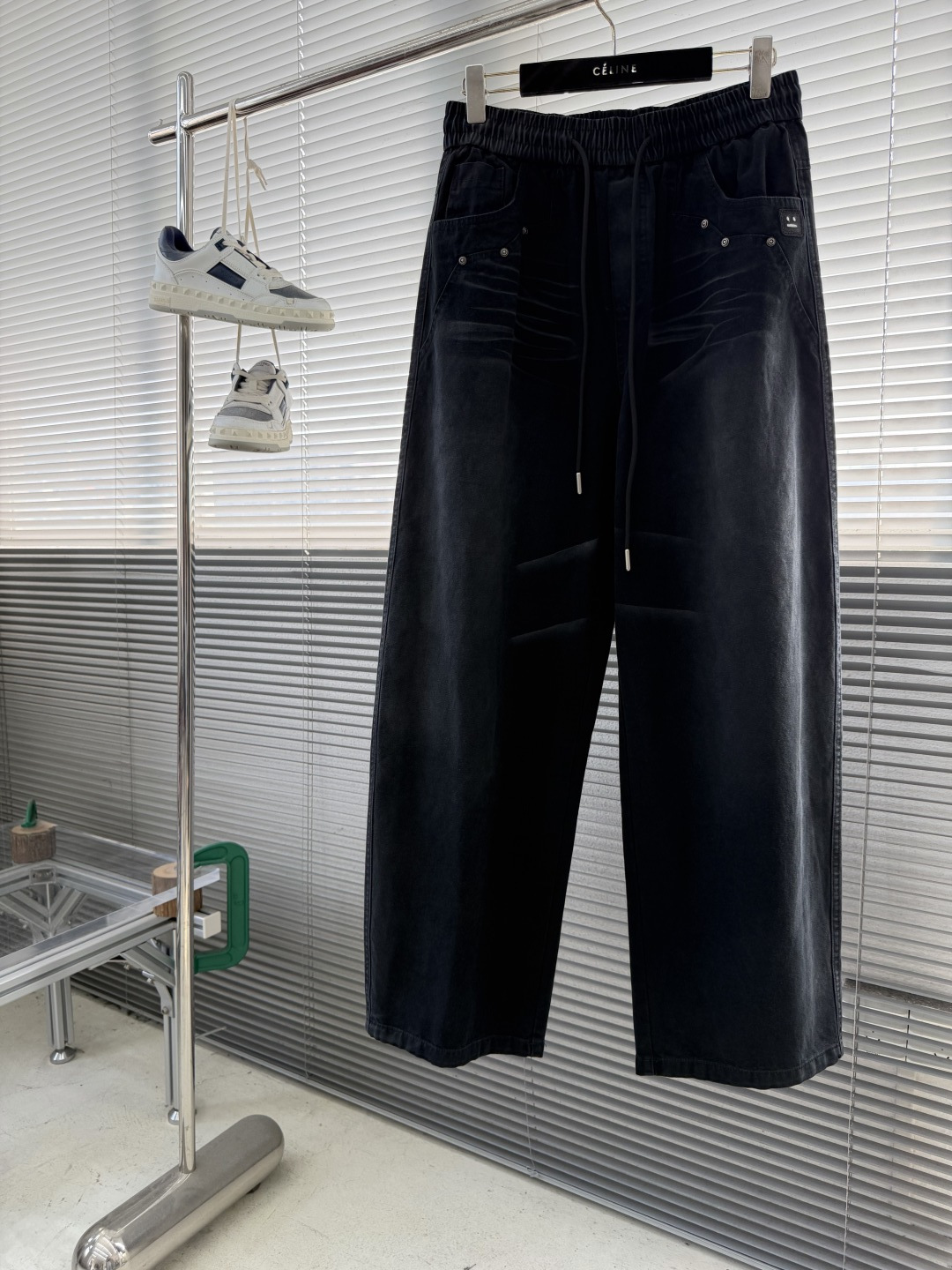 -Acne Studio 26年新款春秋休闲裤裤，采用优质高定面料，纯棉洗水珠帆布 洗水处理后既保持了珠