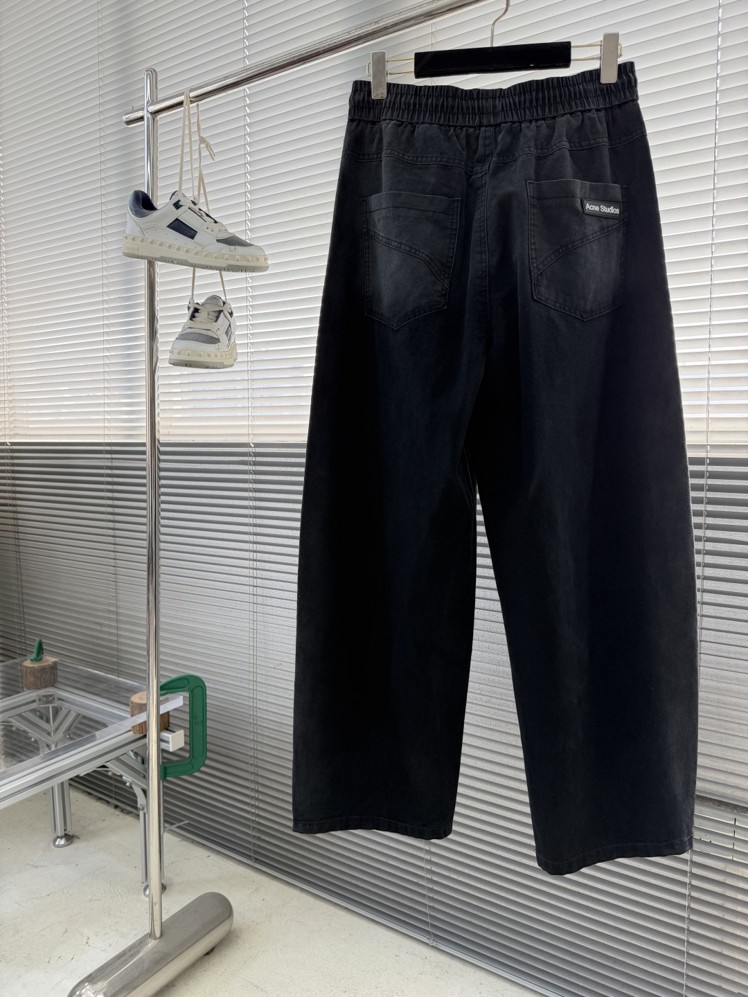 -Acne Studio 26年新款春秋休闲裤裤，采用优质高定面料，纯棉洗水珠帆布 洗水处理后既保持了珠
