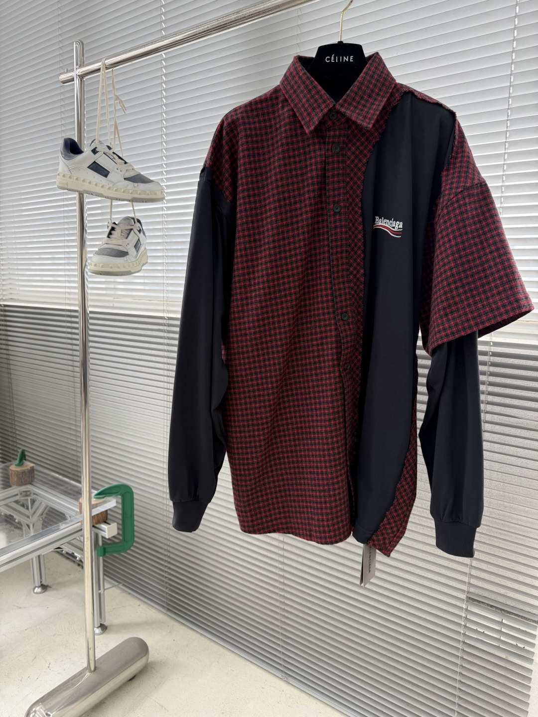 -Balenciag 26ss 假两件红黑格纹拼接衬衫尺码：S .M .L .XL衣长80818283肩