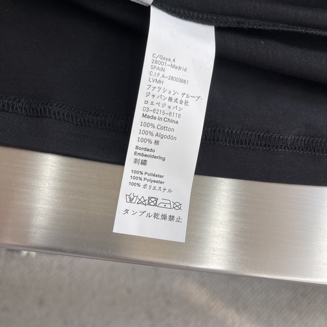 -LOEW 刺绣细节全棉T恤面料质感很好，亲肤感强，穿着舒适！码数：S-XXL肩宽4445474850胸