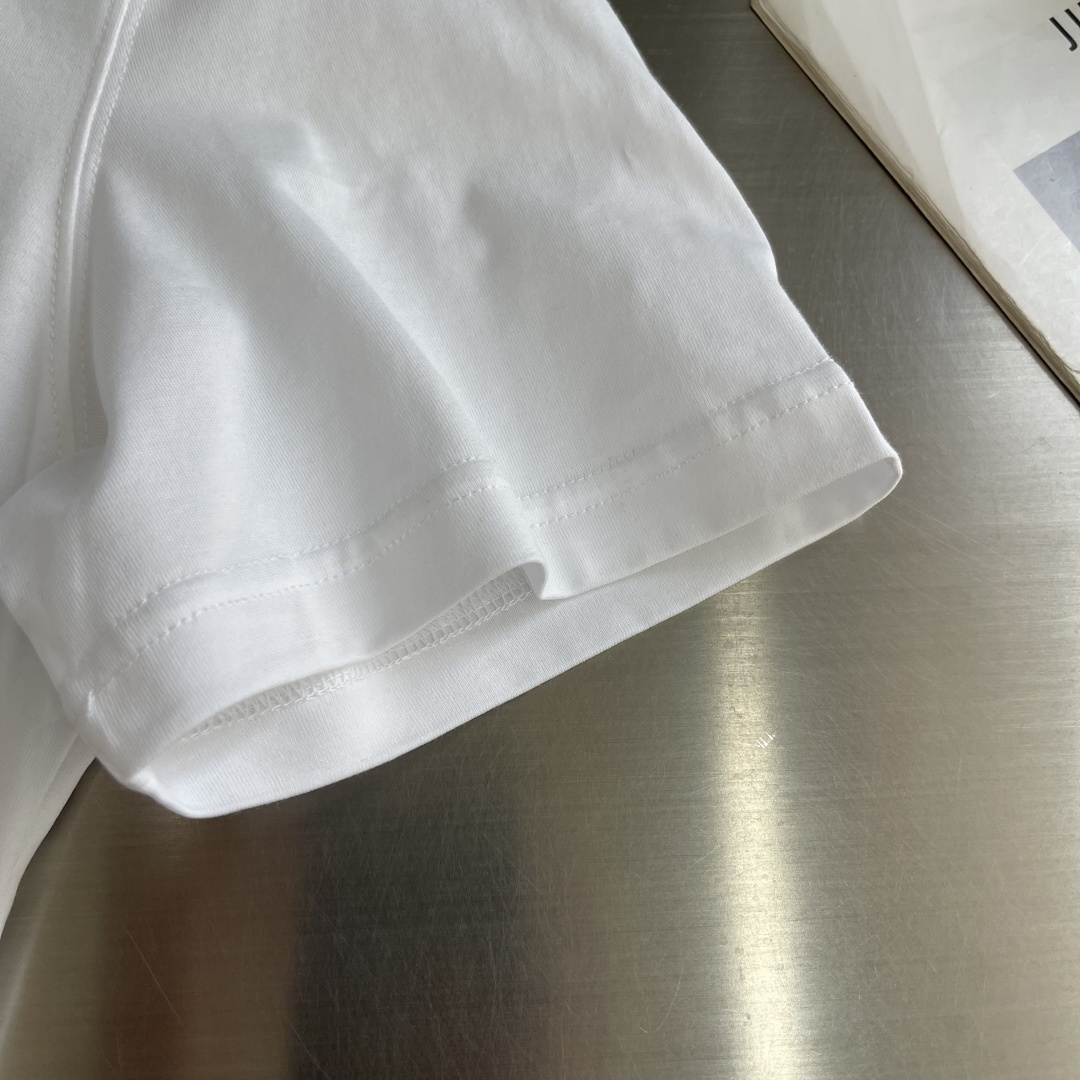 -LOEW 口袋刺绣细节全棉T恤面料质感很好舒适亲肤尺码:S-XXL肩宽4445474850胸围 101