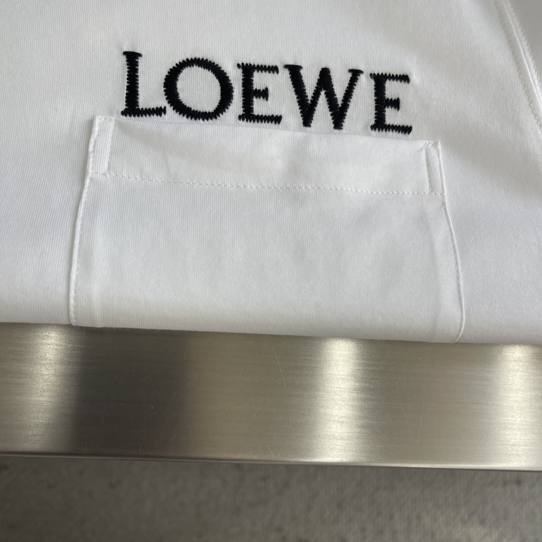 -LOEW 口袋刺绣细节全棉T恤面料质感很好舒适亲肤尺码:S-XXL肩宽4445474850胸围 101