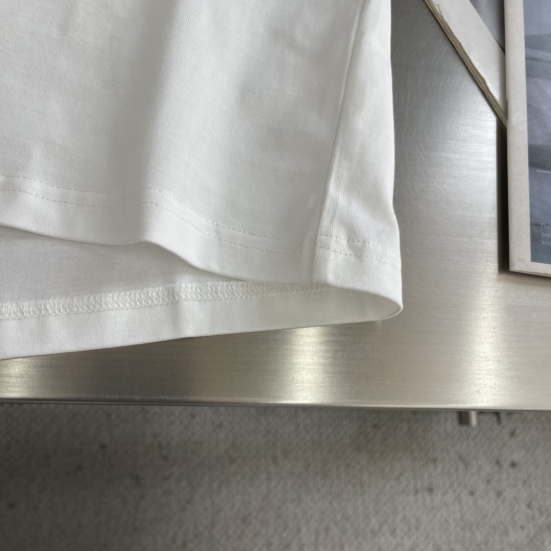 -Acne Studio 印花细节全棉T恤厚款面料质感很好舒适亲肤。尺码:S-XL肩宽50525355胸