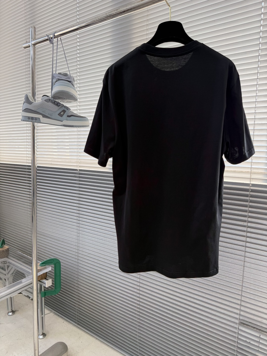 -LOEW 刺绣细节全棉T恤面料质感很好，亲肤感强，穿着舒适！码数：S-XXL肩宽4445474850胸