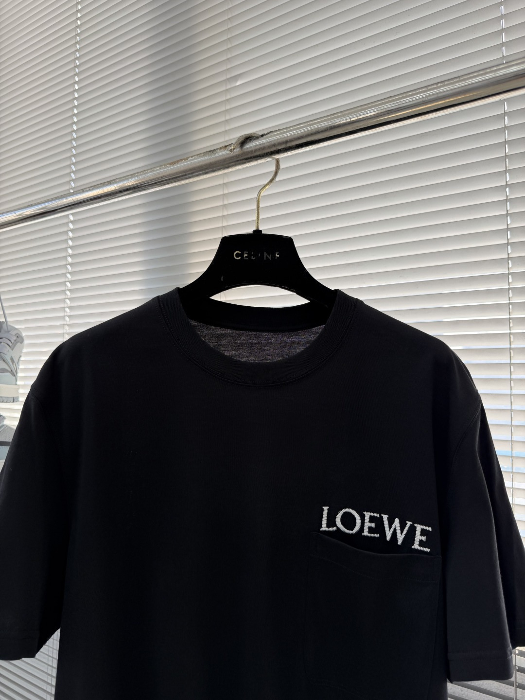 -LOEW 口袋刺绣细节全棉T恤面料质感很好舒适亲肤尺码:S-XXL肩宽4445474850胸围 101