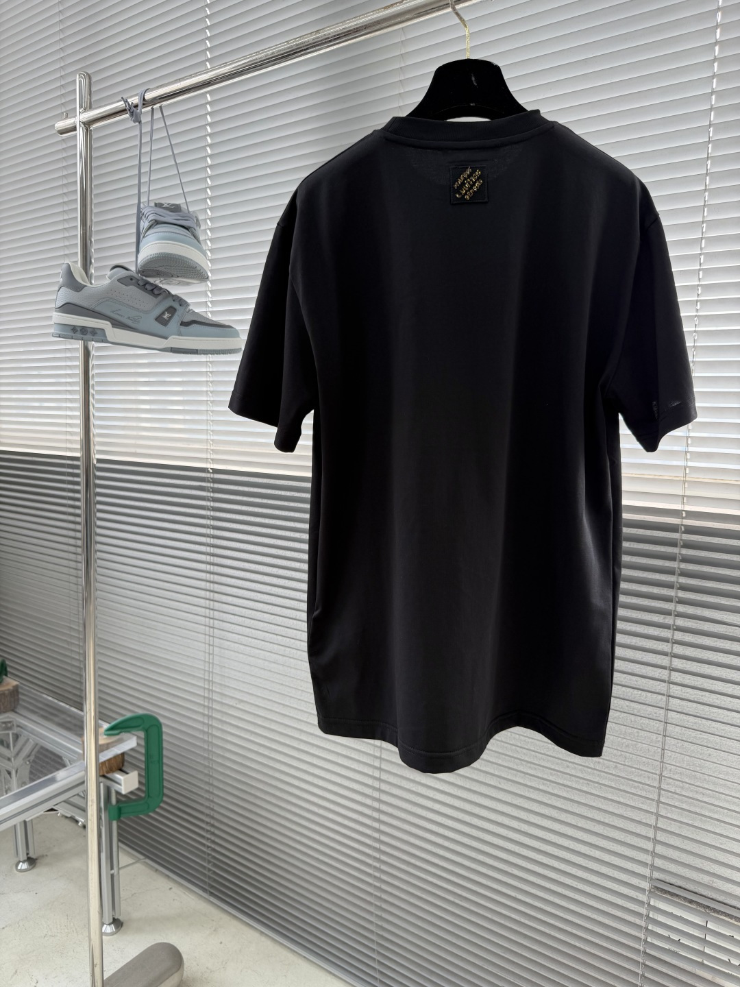 -驴牌 26SS亮片装饰标识特种刺绣圆领T恤26支双纱全棉精梳棉220克1*1索罗娜罗纹280克特种刺绣