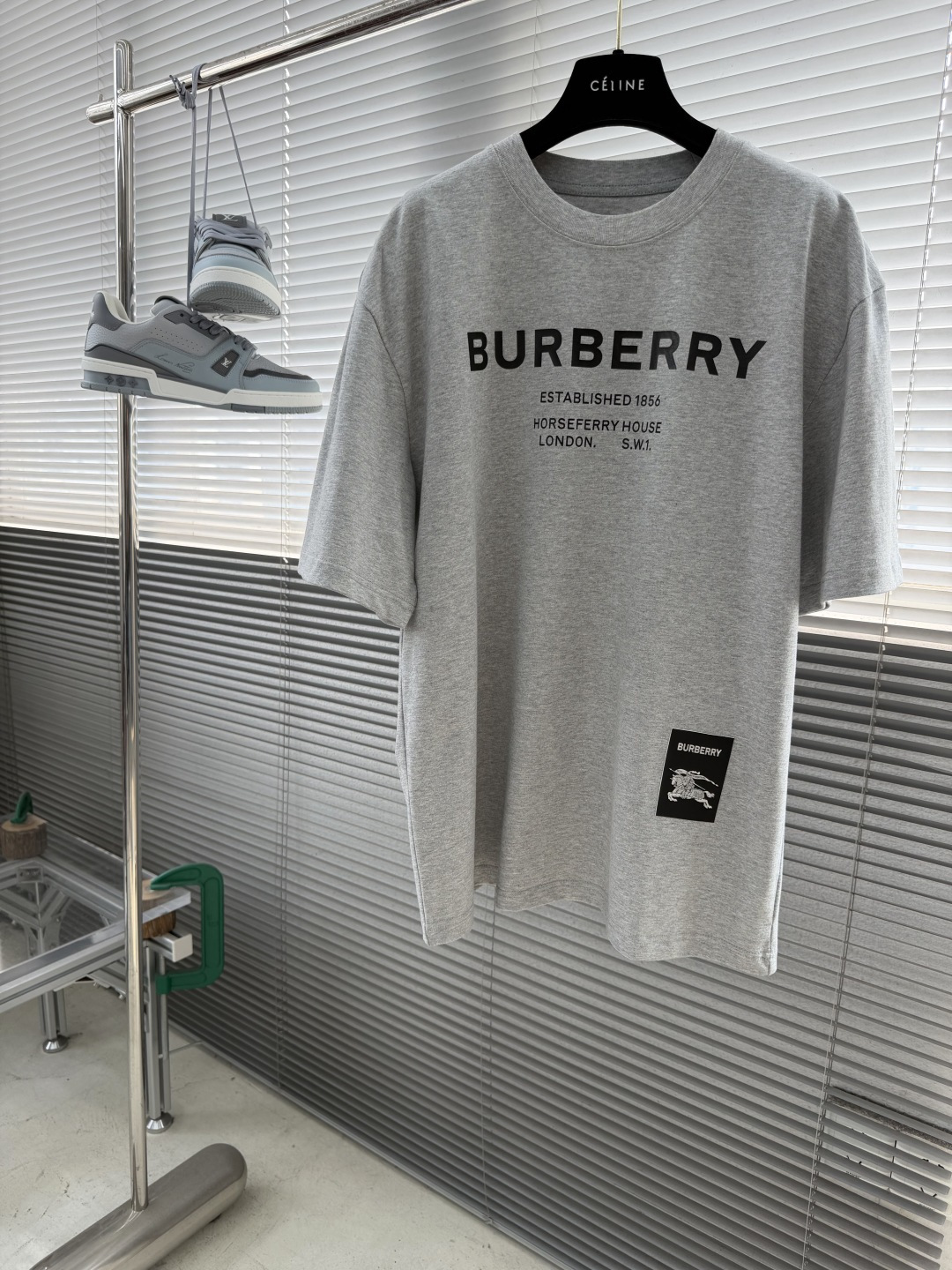 -BBR 新款春季短袖🆕采用纯棉面料，克重350手感细腻，超级时尚洋气！码数：S-3XL 颜色：黑色 白