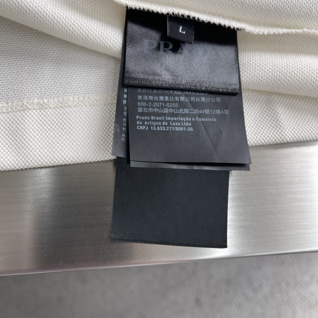 -PRAD 26ss 顶级爆款 胶条红标系列POLO短袖 经典百搭 纯棉面料 舒适透气 经典百搭 码数：