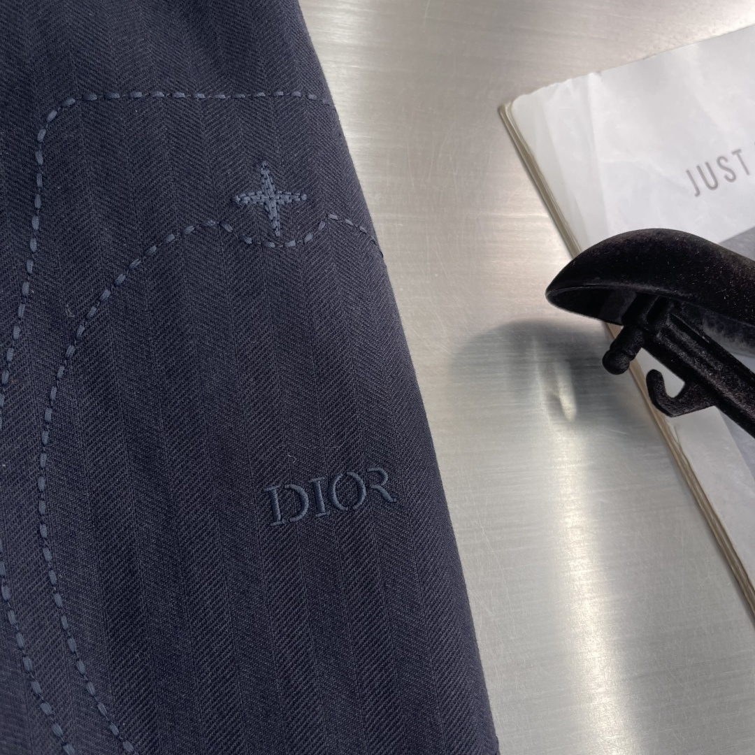 上衣-Dio X Stone Island 联名系列 2026春夏新品天然亚麻立领夹克外套,商务休闲实穿
