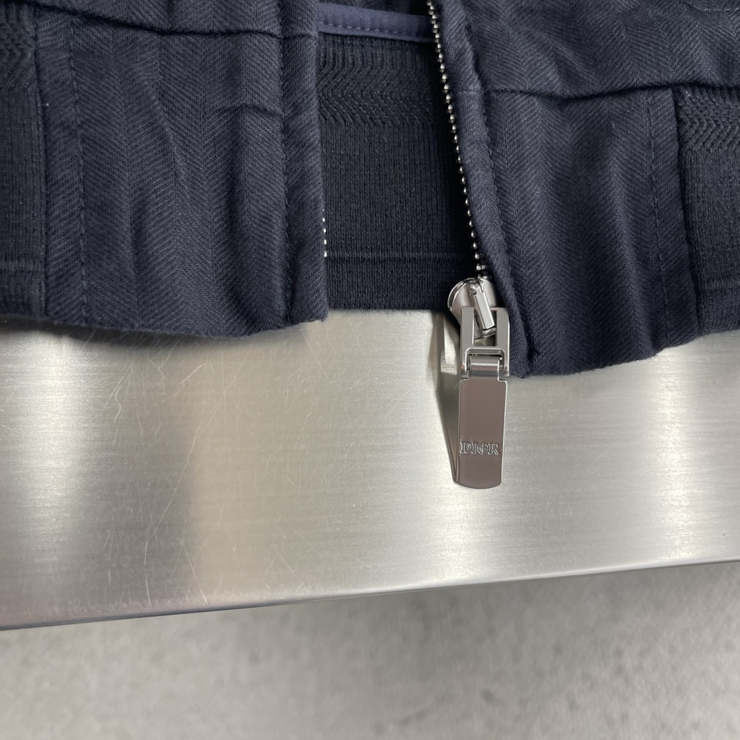 上衣-Dio X Stone Island 联名系列 2026春夏新品天然亚麻立领夹克外套,商务休闲实穿