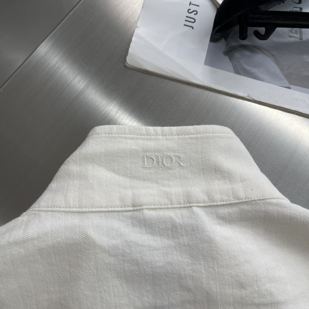 上衣-Dio X Stone Island 联名系列 2026春夏新品天然亚麻立领夹克外套,商务休闲实穿