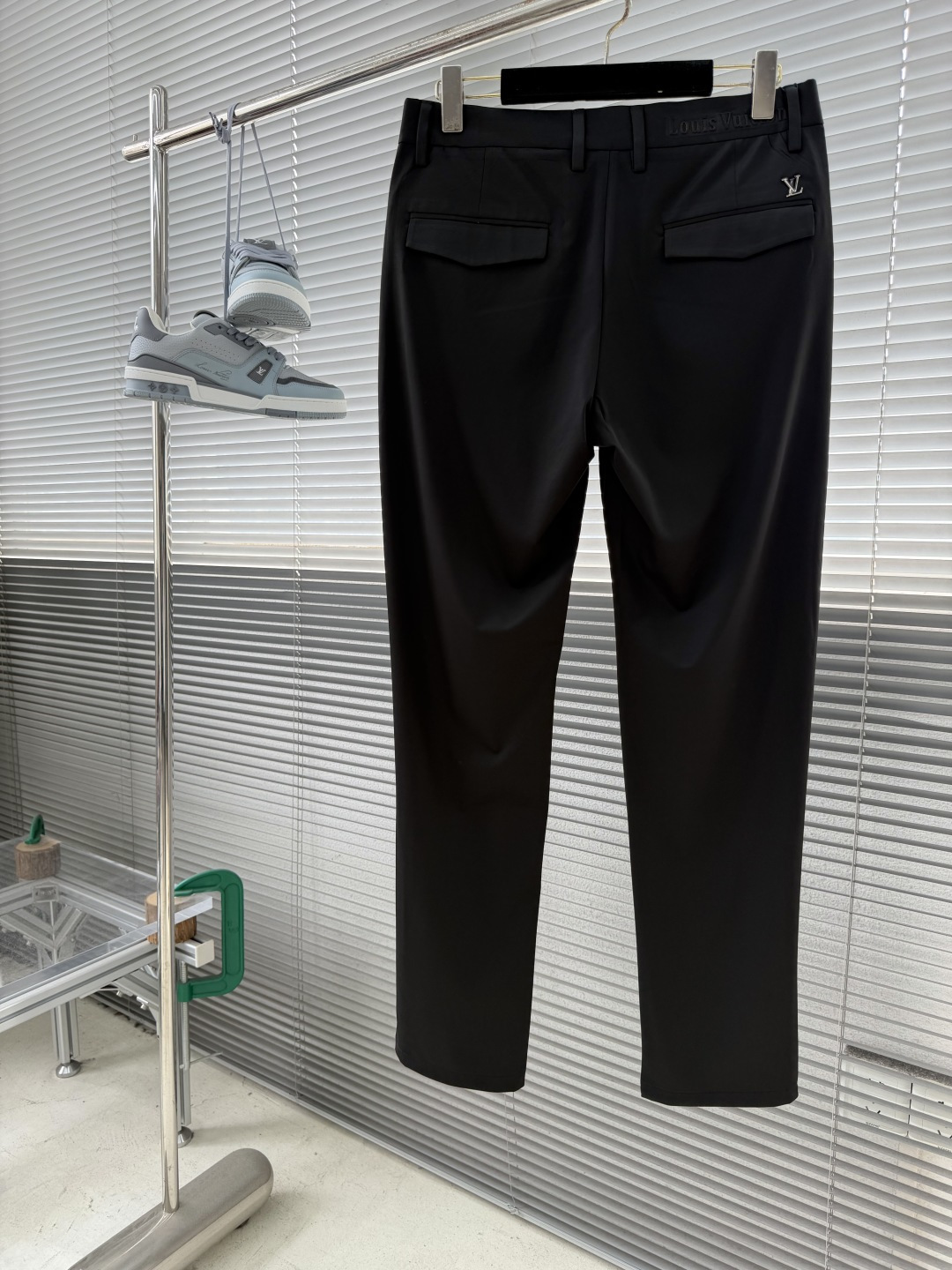 -驴牌 2026春夏系列休闲西裤版型：小直筒 （32码裤脚18CM）面料：超柔软四面高弹力锦氨面料 设计