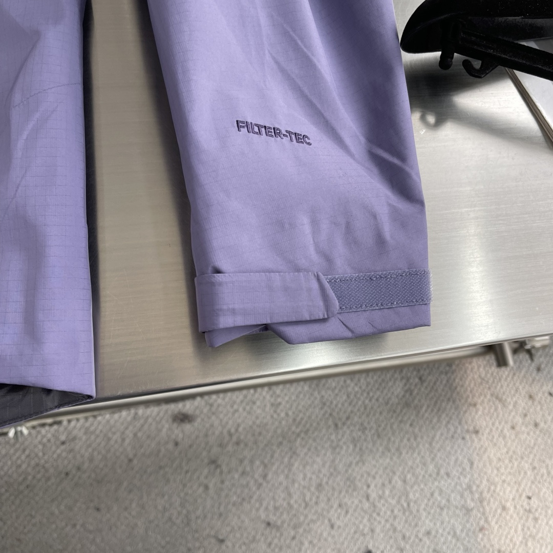 -KAILAS 户外连帽冲锋衣 透气防风防水登山服 男女情侣款运动夹克全新硬壳冲锋衣夹克，户外防水硬壳向