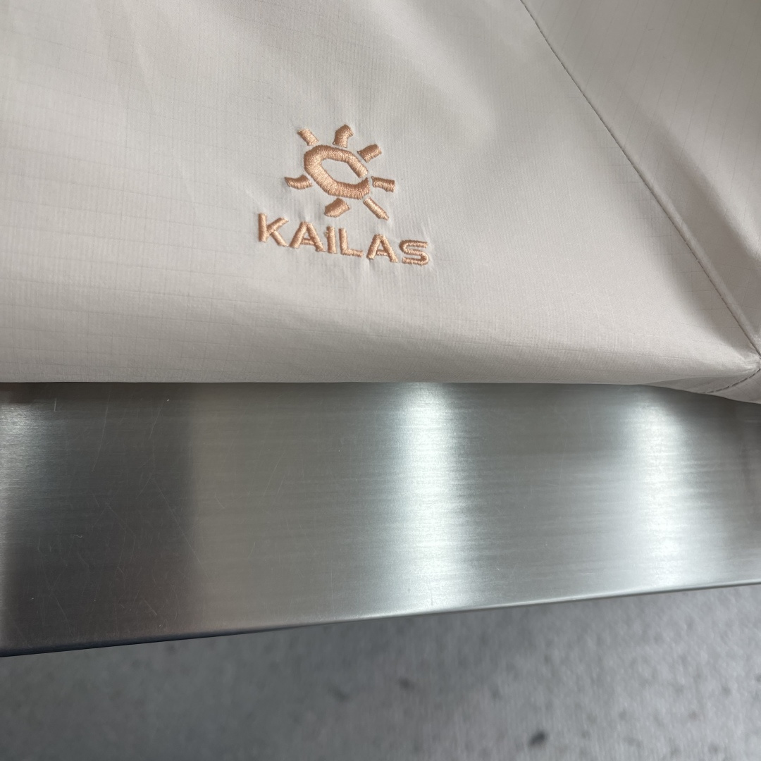 -KAILAS 户外连帽冲锋衣 透气防风防水登山服 男女情侣款运动夹克全新硬壳冲锋衣夹克，户外防水硬壳向