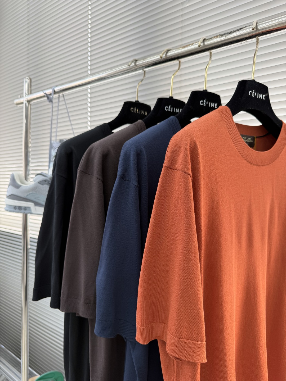 -loro Piana 香港洋行渠道货，纯正血统品质，2026夏季新款男士丝光针织混纺圆领短袖针织短袖T