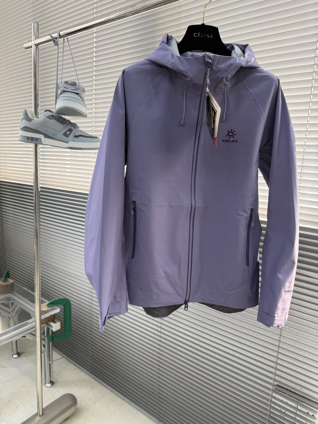 -KAILAS 户外连帽冲锋衣 透气防风防水登山服 男女情侣款运动夹克全新硬壳冲锋衣夹克，户外防水硬壳向
